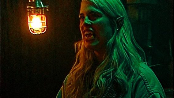 MarikaHackman_AnimalFear_wild01